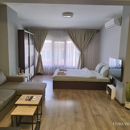 קרלובו Luxury Suites 3 מראה חיצוני תמונה
